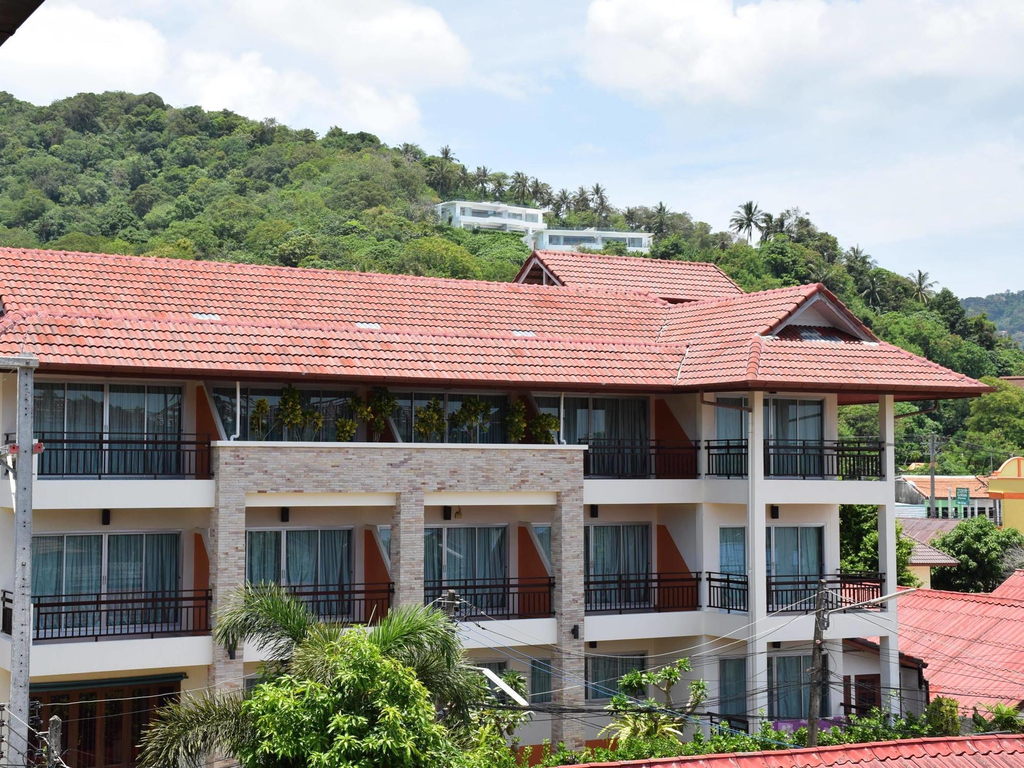 Baan Kata Maytha Karon Exterior photo